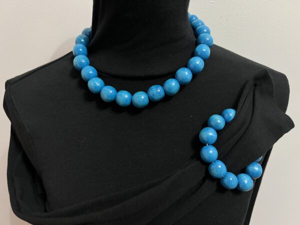 Wooden Necklace and Bracelet Painted Turquoise